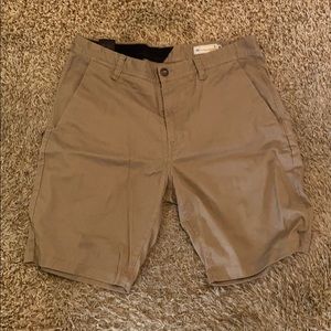 Men’s Volcom shorts size 36 khaki